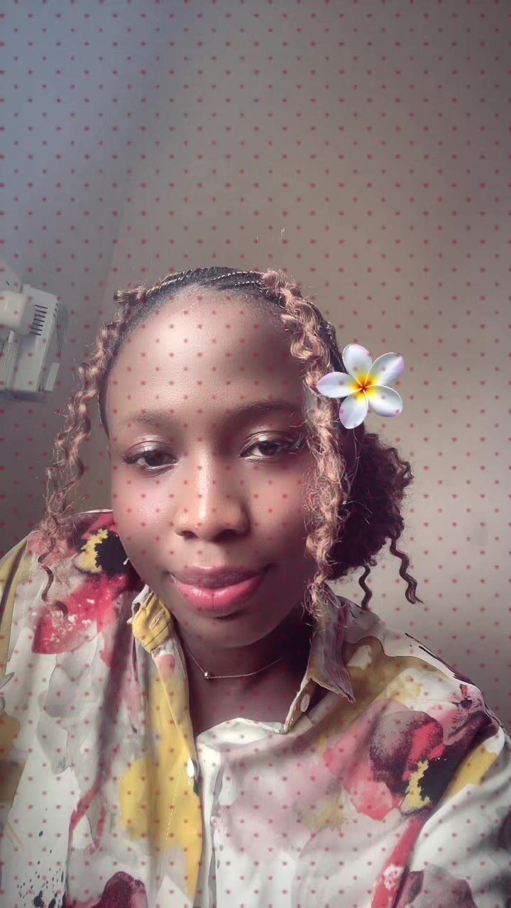 @🖇Kwakyewaa💚👑