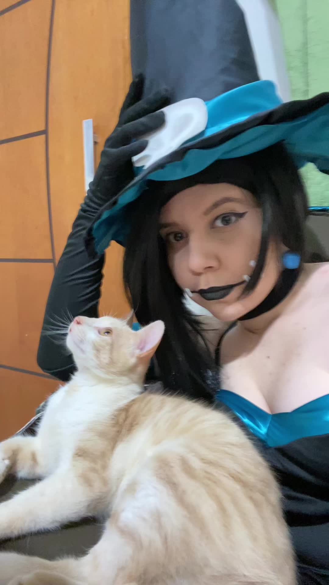 @RoorKnee