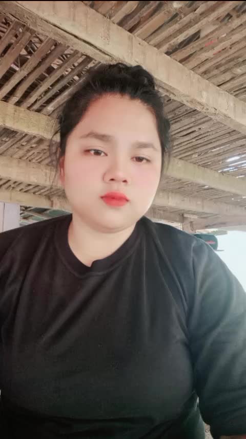 @Putry gemoy"😊
