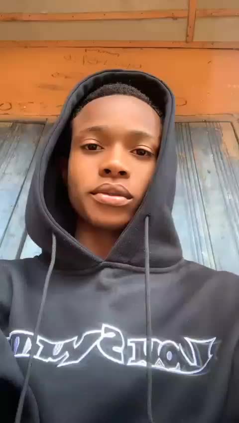@🏝️🧃ṢÂMMÎ🔟