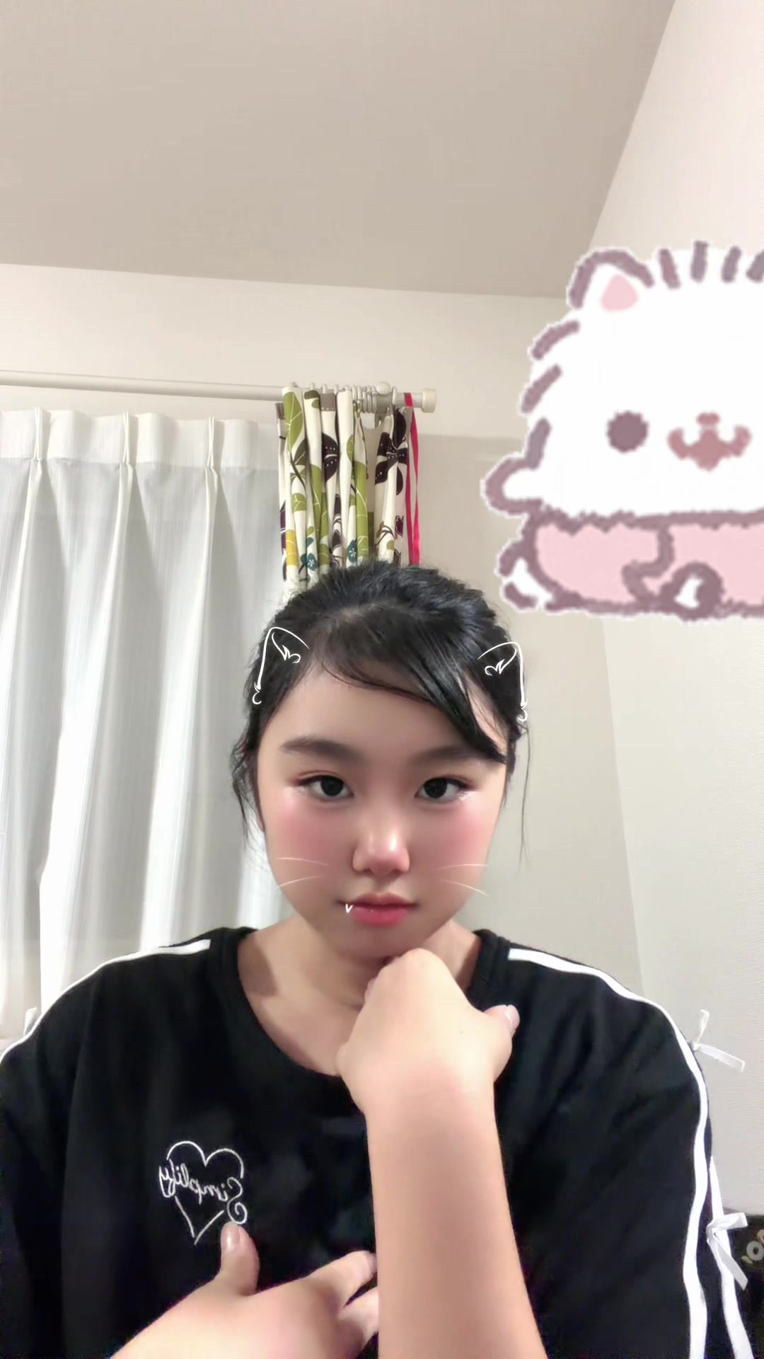 @ひまりく