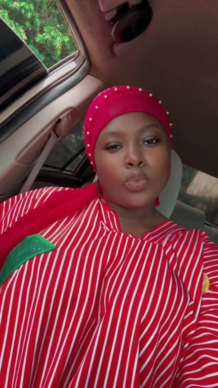 @qweendiya123