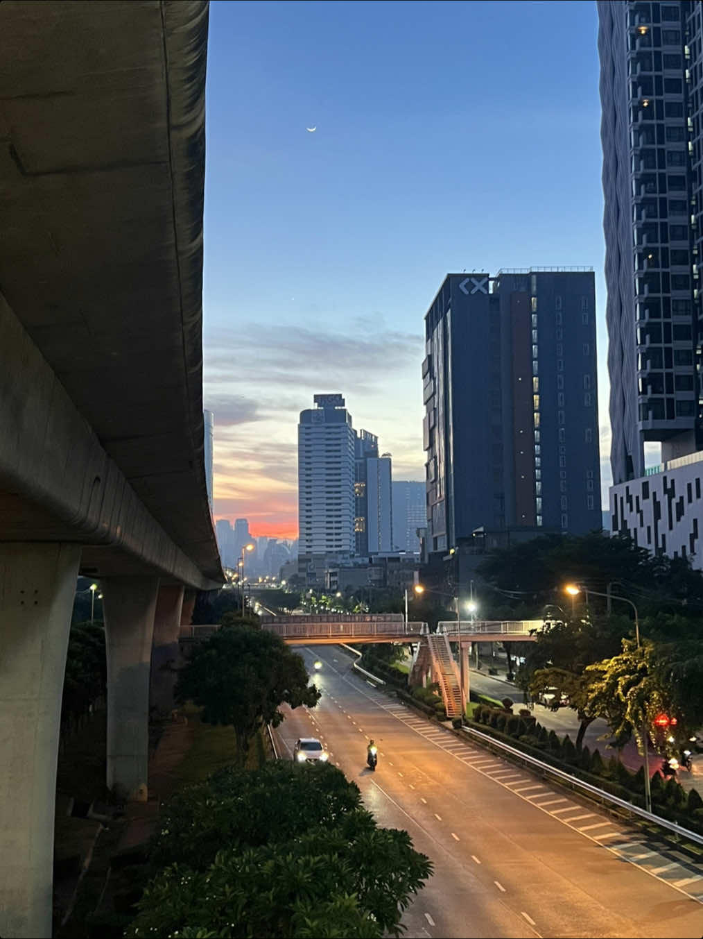 @บักนัดที่แปลว่าสัปปะรด