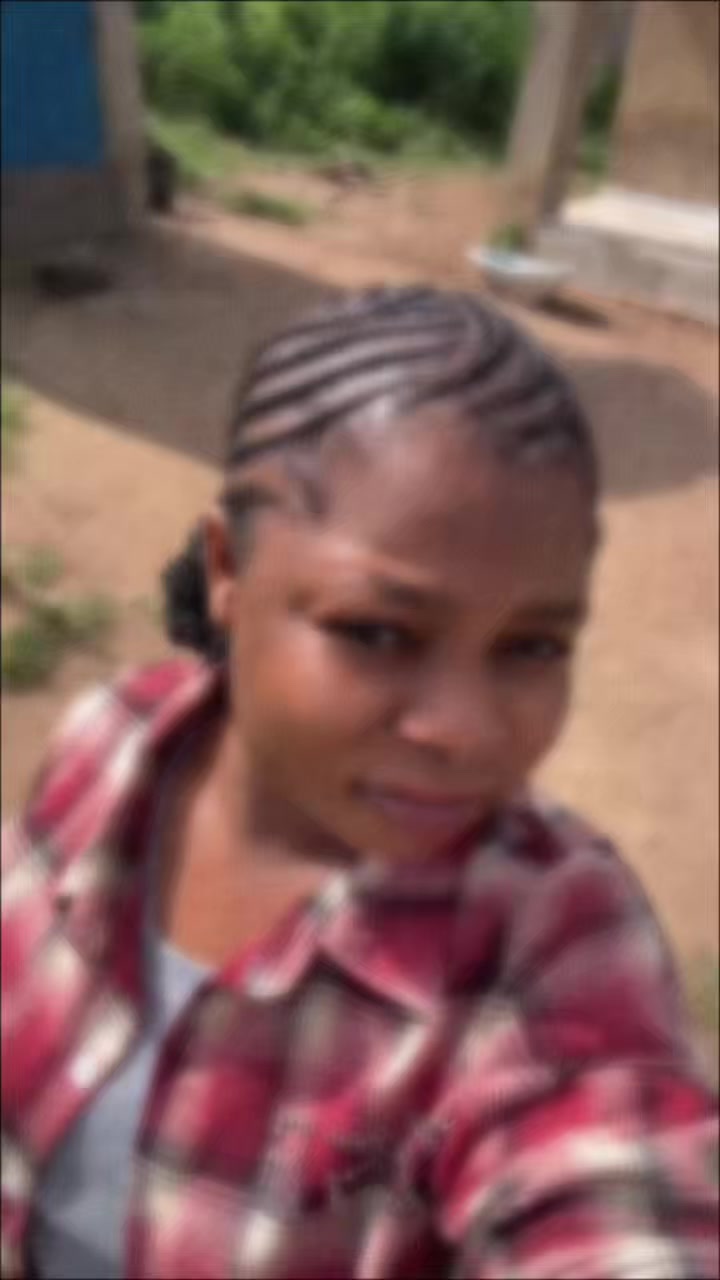 @_____ Gbemisola ๐ฆ๐๐