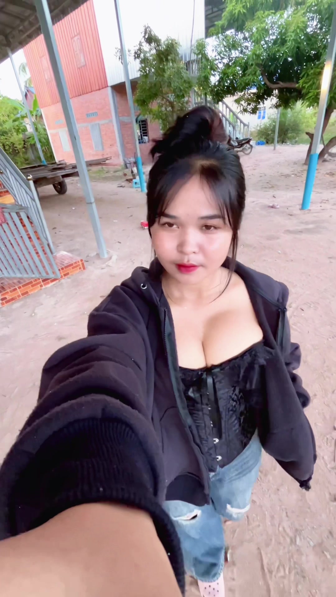 @Mom-មុំ💞
