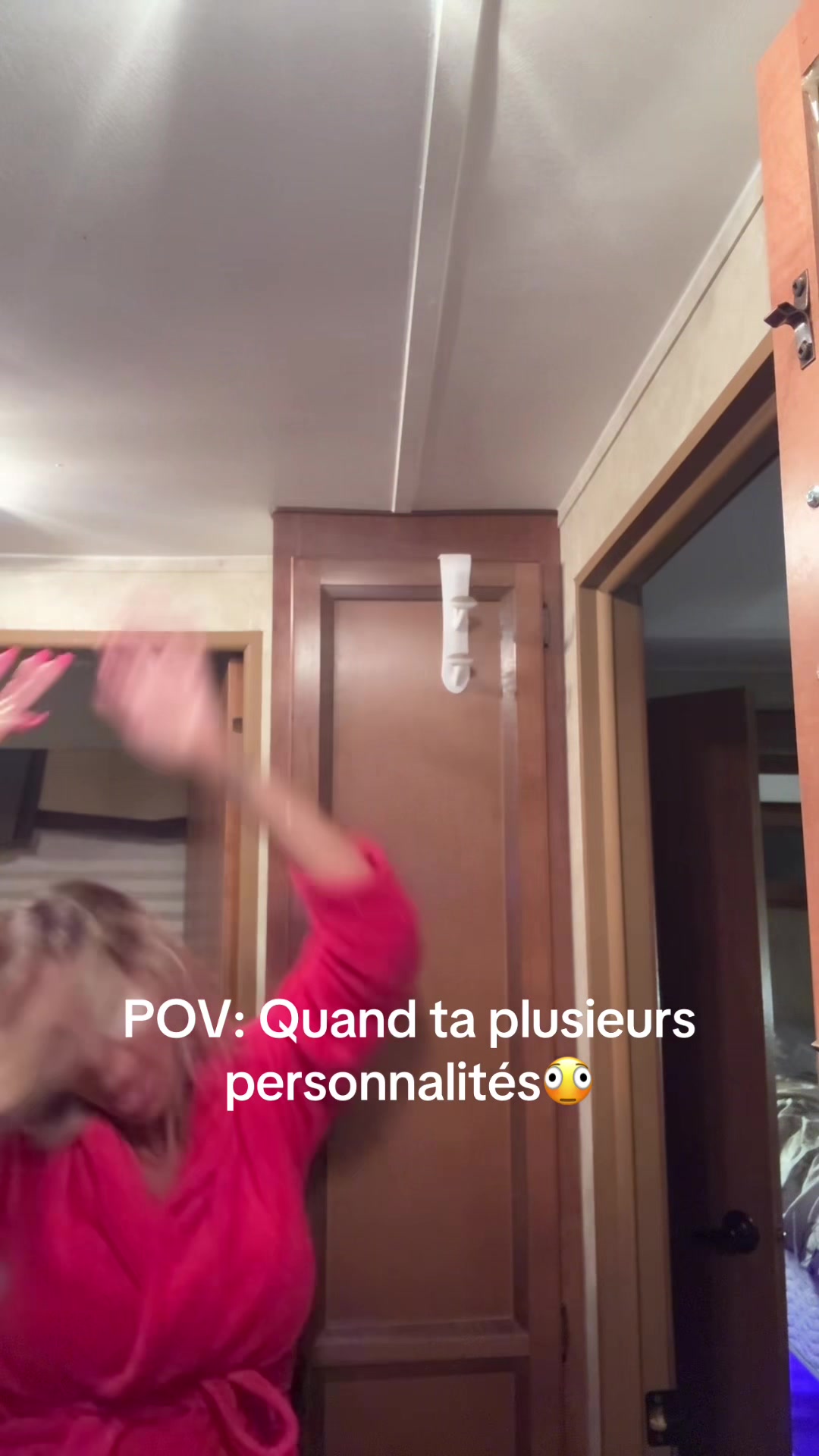 @𝓥𝓪𝓷𝓸𝓾𝟐𝟐𝓞𝓯𝓯𝓲𝓬𝓲𝓪𝓵