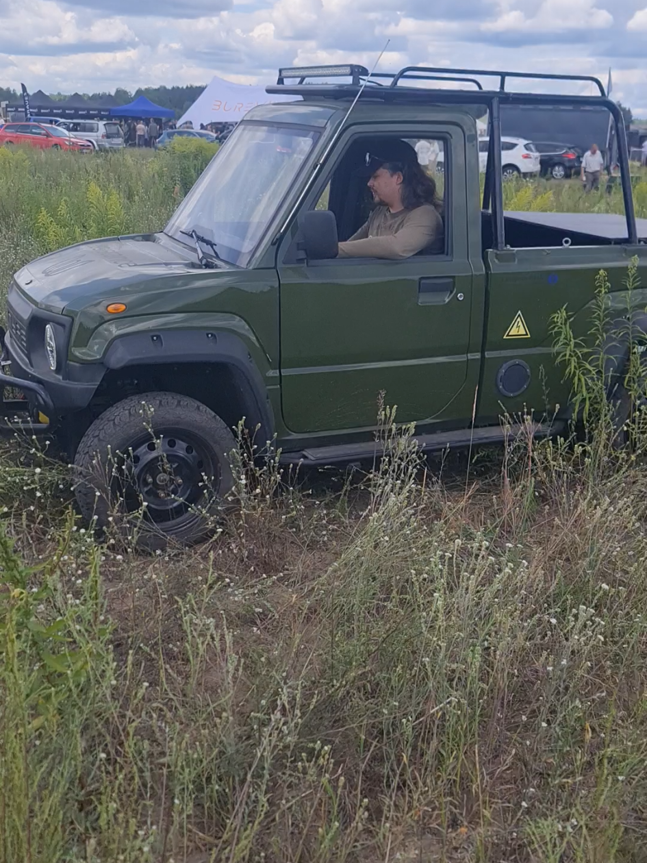 @LUAZ Motors