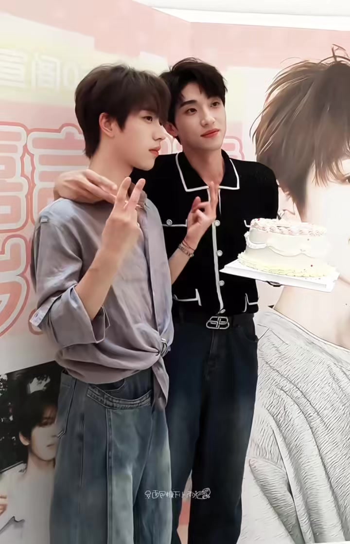 @🌷 𝐘𝐮𝐧𝐧𝐢 🌷小欣