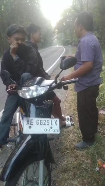 @Midutt