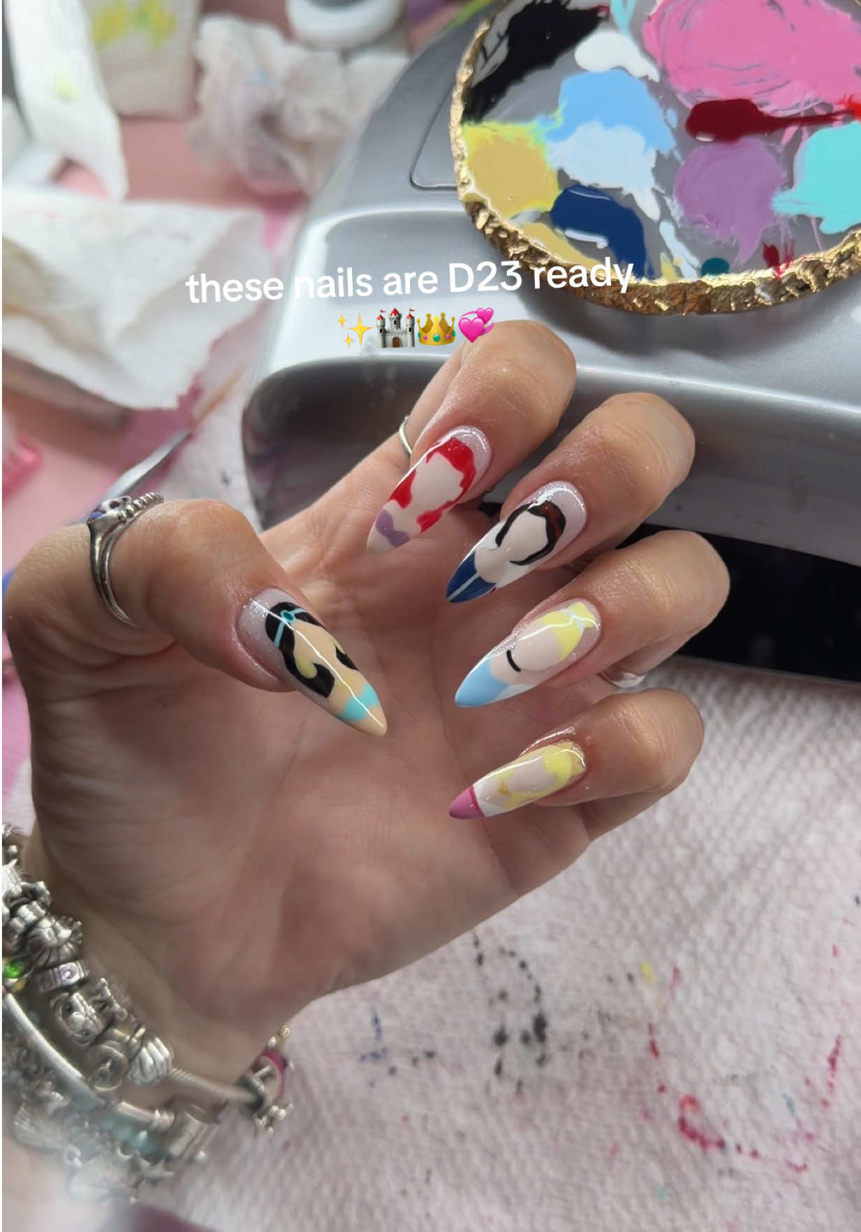 @Lauren 🧚🩷