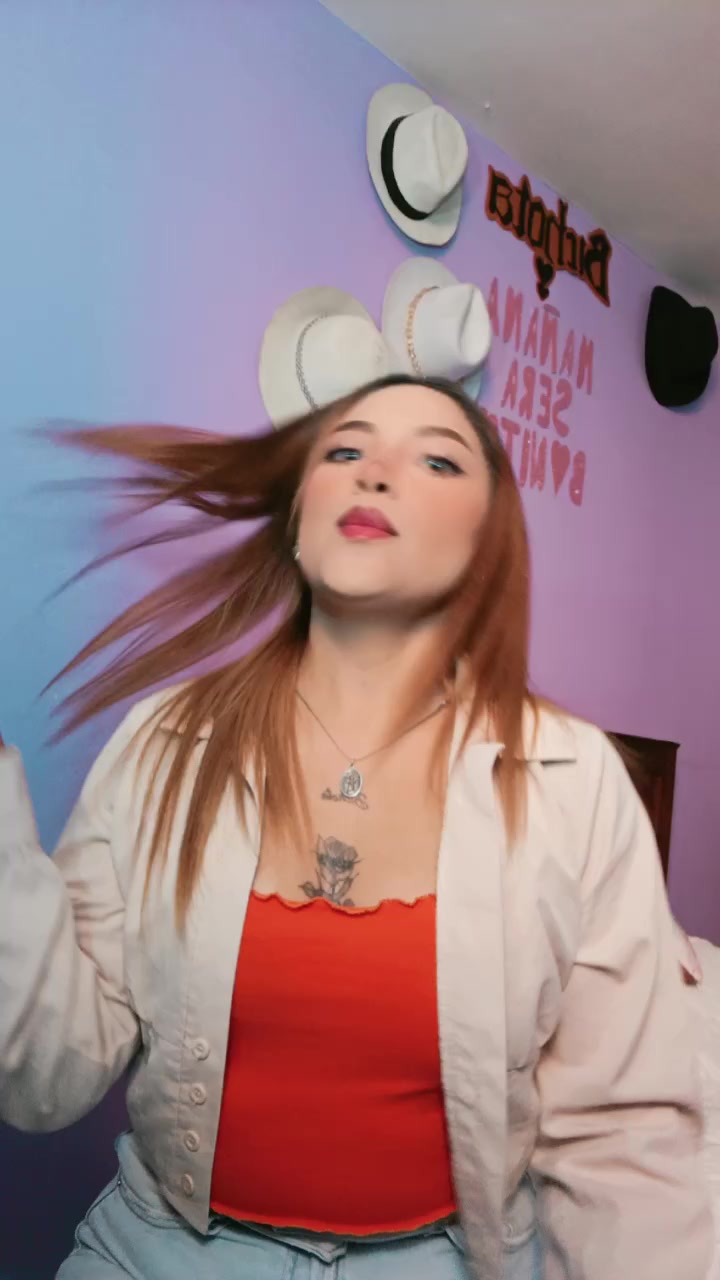 @𝓚𝓪𝓻𝓮𝓷 𝓔𝓼𝓽𝓮𝓯𝓪𝓷𝓲𝓪