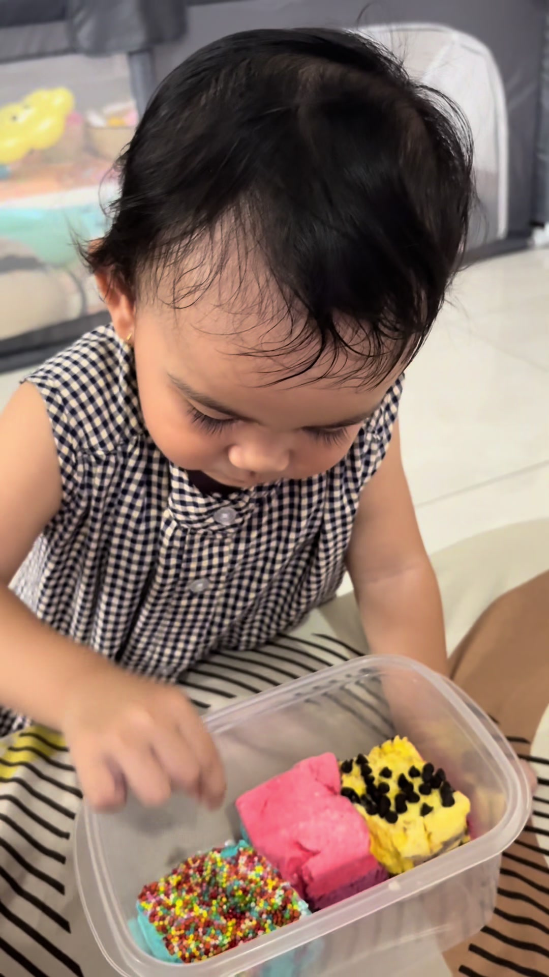 @Baby Eyin