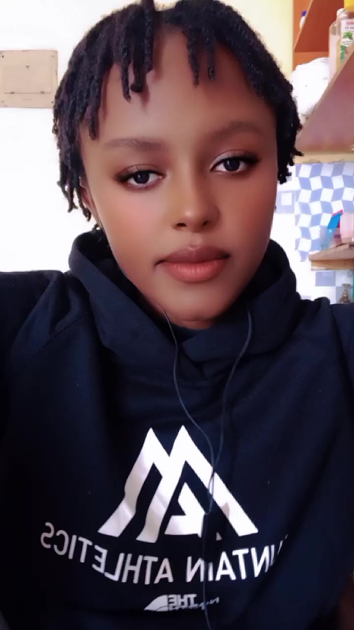@viviannah