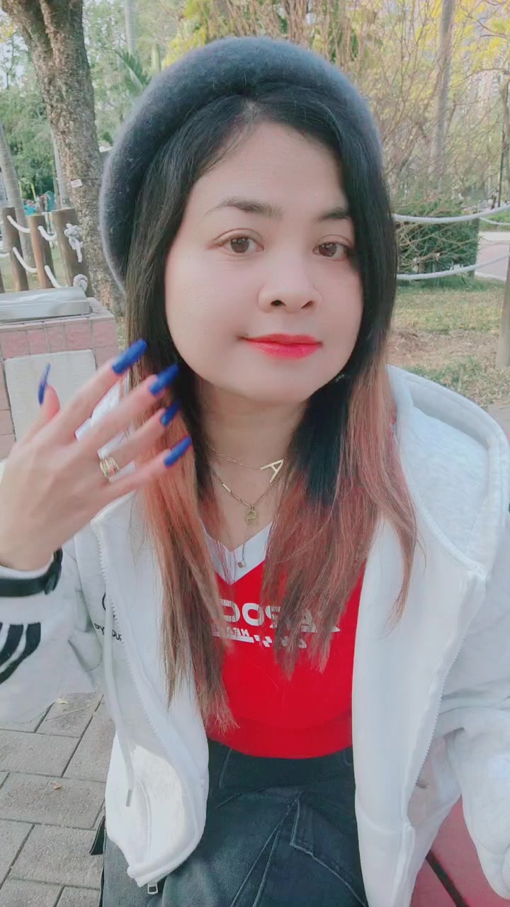 @➳✰🥀❣️ɭ❍vƏɭɭɣ AɣU❣️🥀✰➳