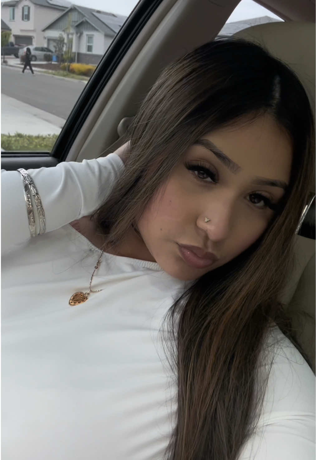 @️