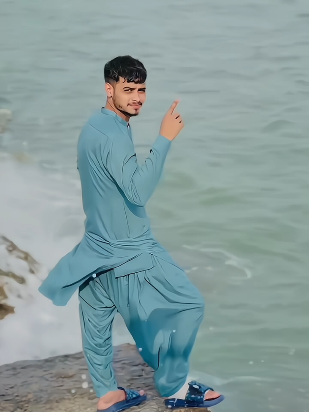 @🤴☠️ Mantri☠️🤴