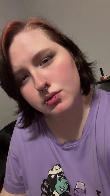 @goth-pixie