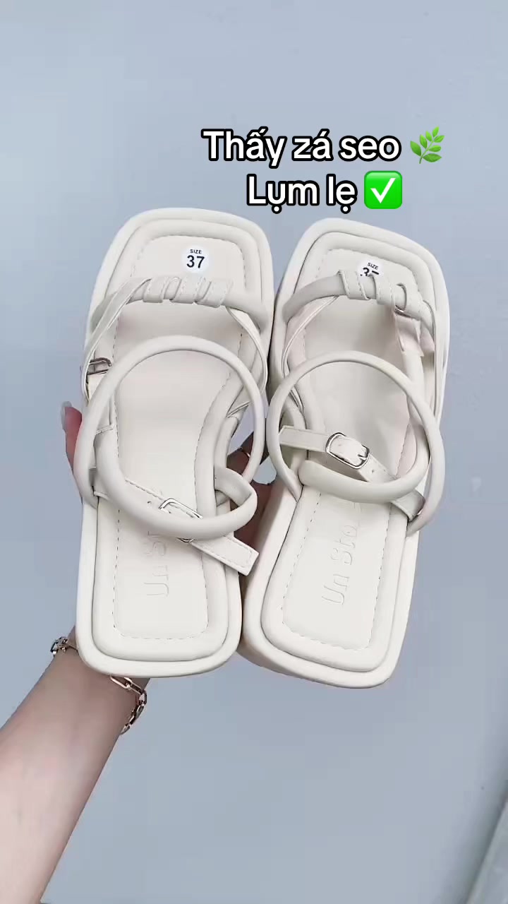 @𝓜𝓲𝓾 𝓼𝓱 💕