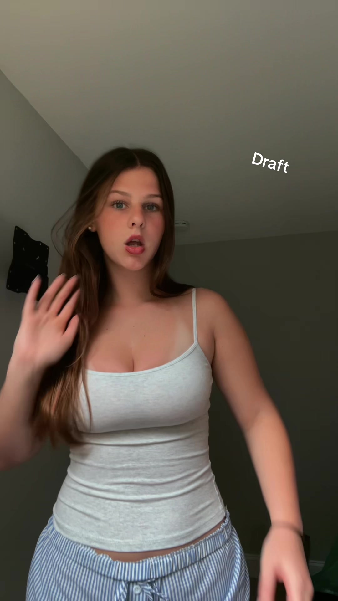 @vivienne