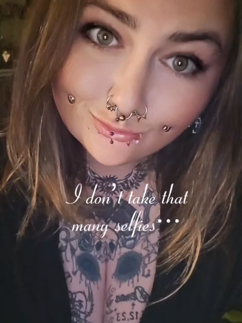 @Mandii 💀 🇨🇦