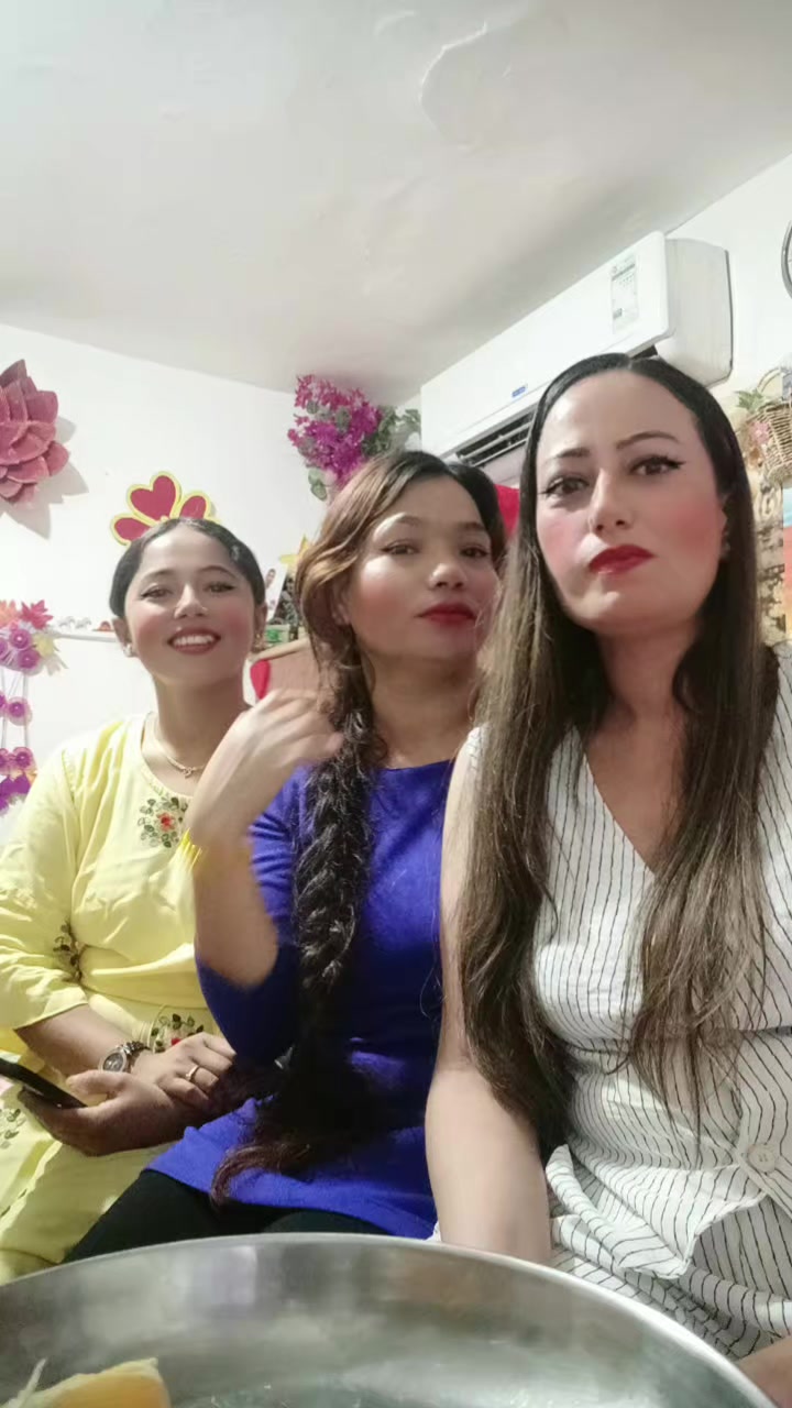 @Salina Khatri