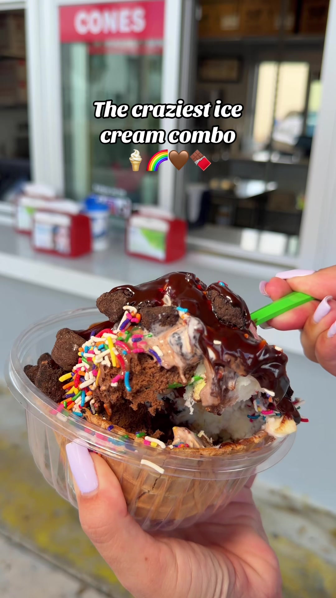 @Charlie&rsquo;s Ice Cream