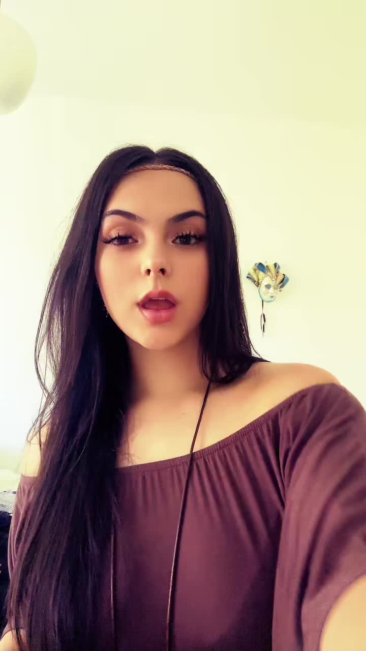 @dominique-sofia