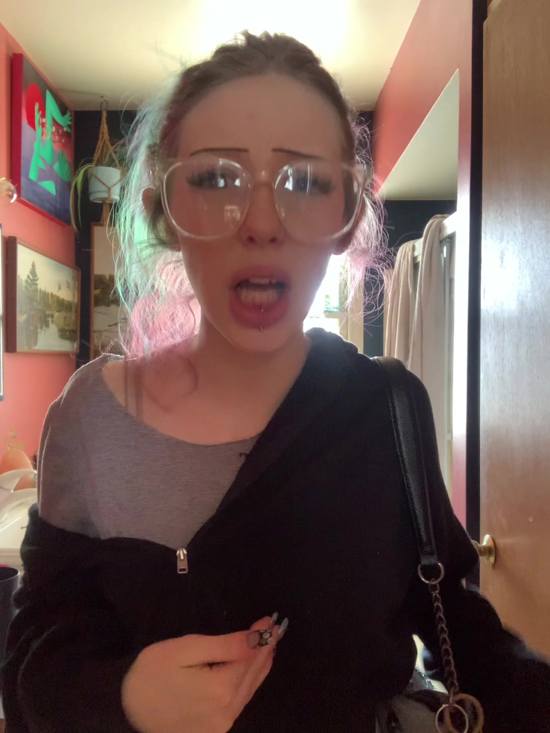 @Sophia