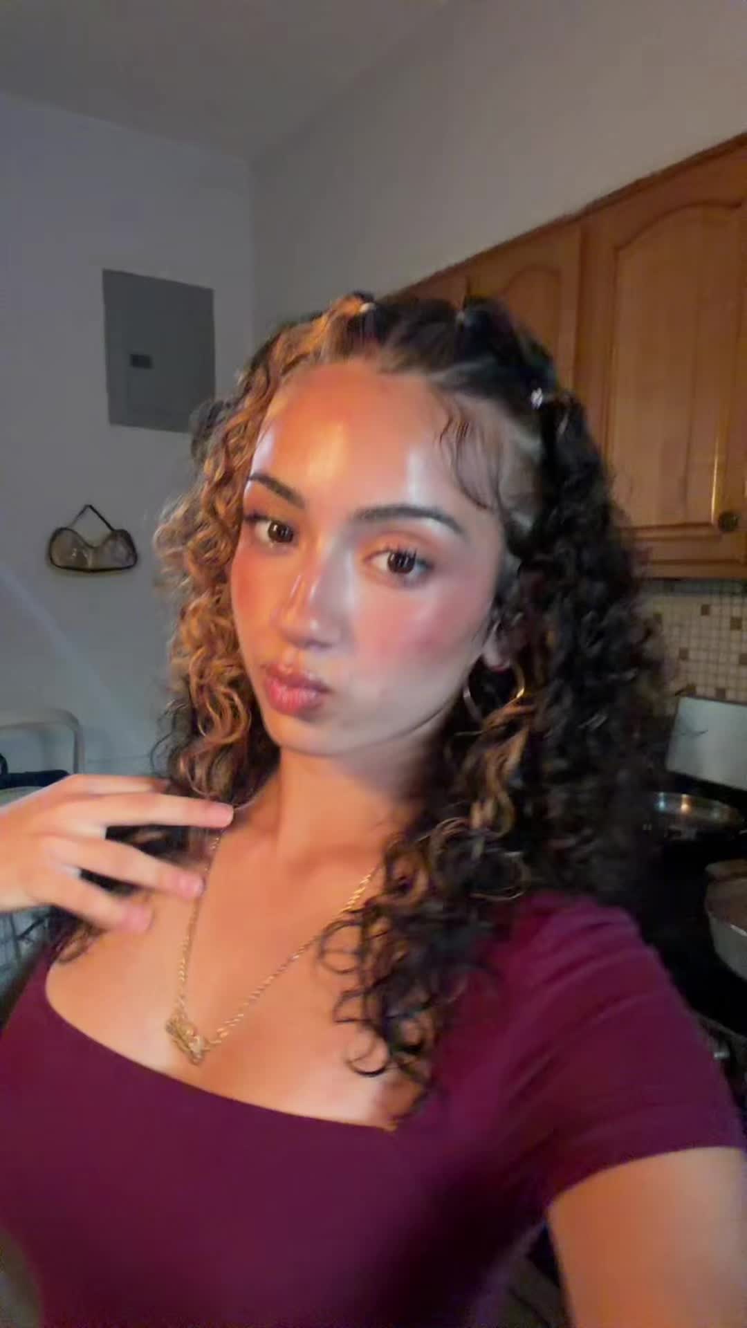 @bellabae