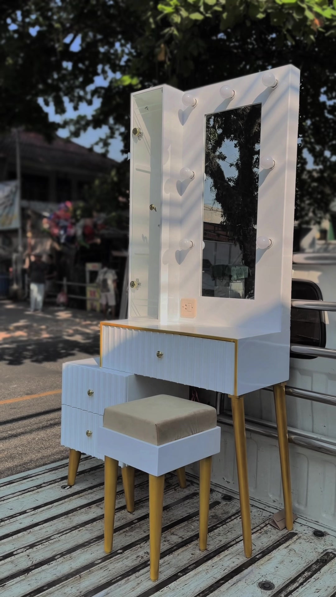 @Rasya Furniture2909