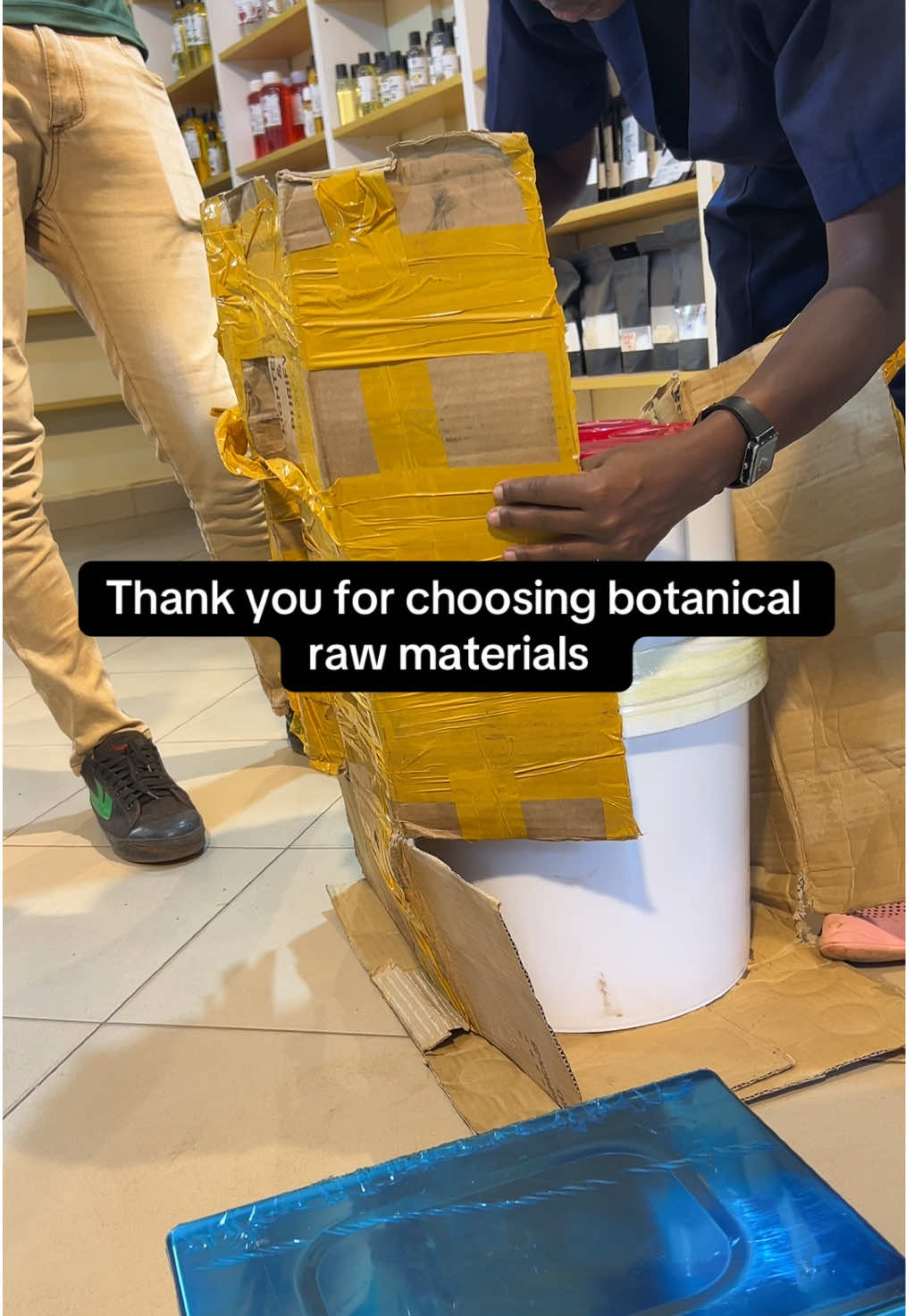 @BOTANICAL RAW MATERIALS UG