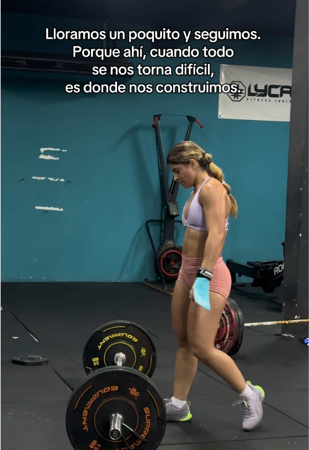 @Alejandra Urbano739