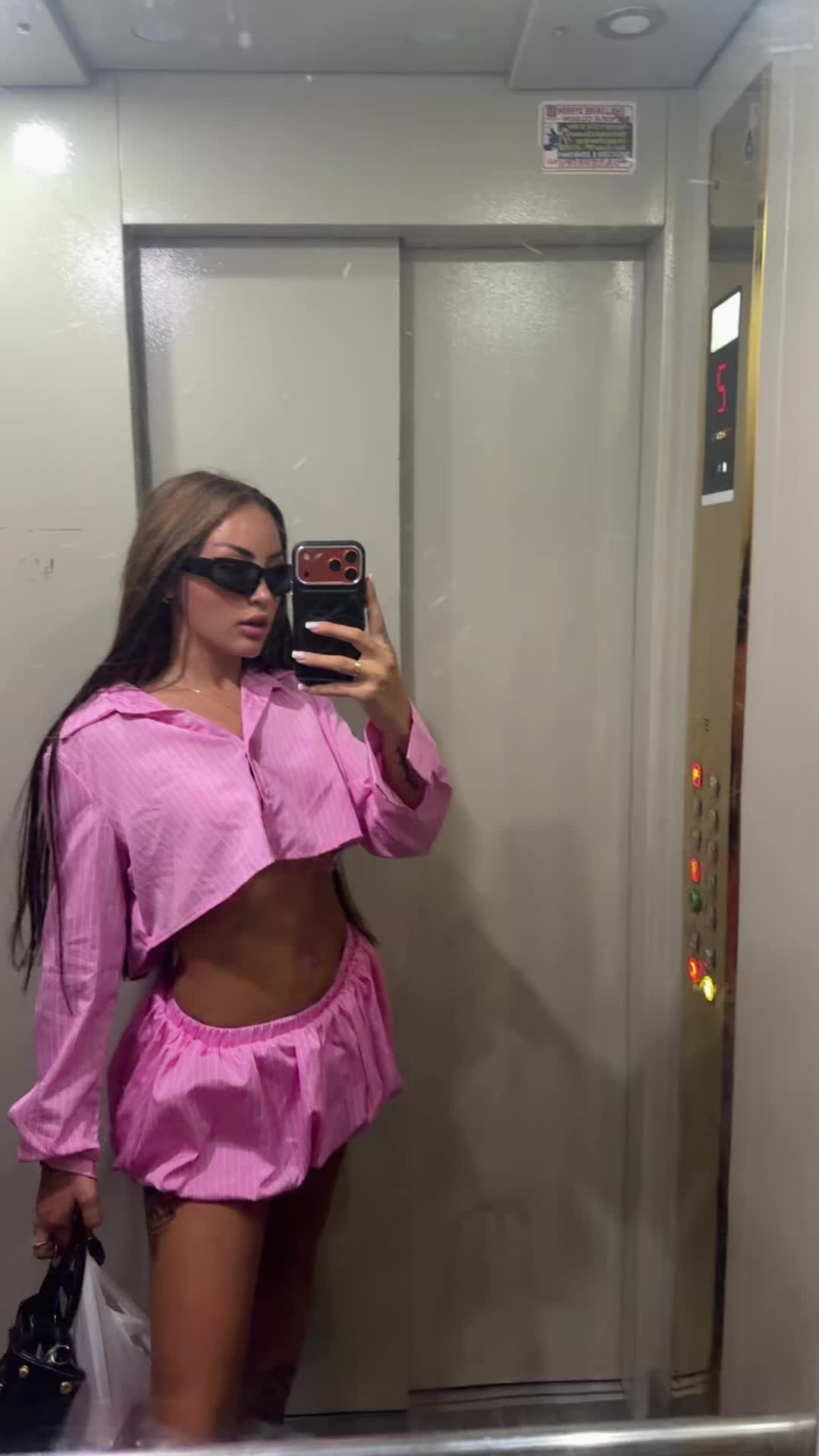 @LonaMuca