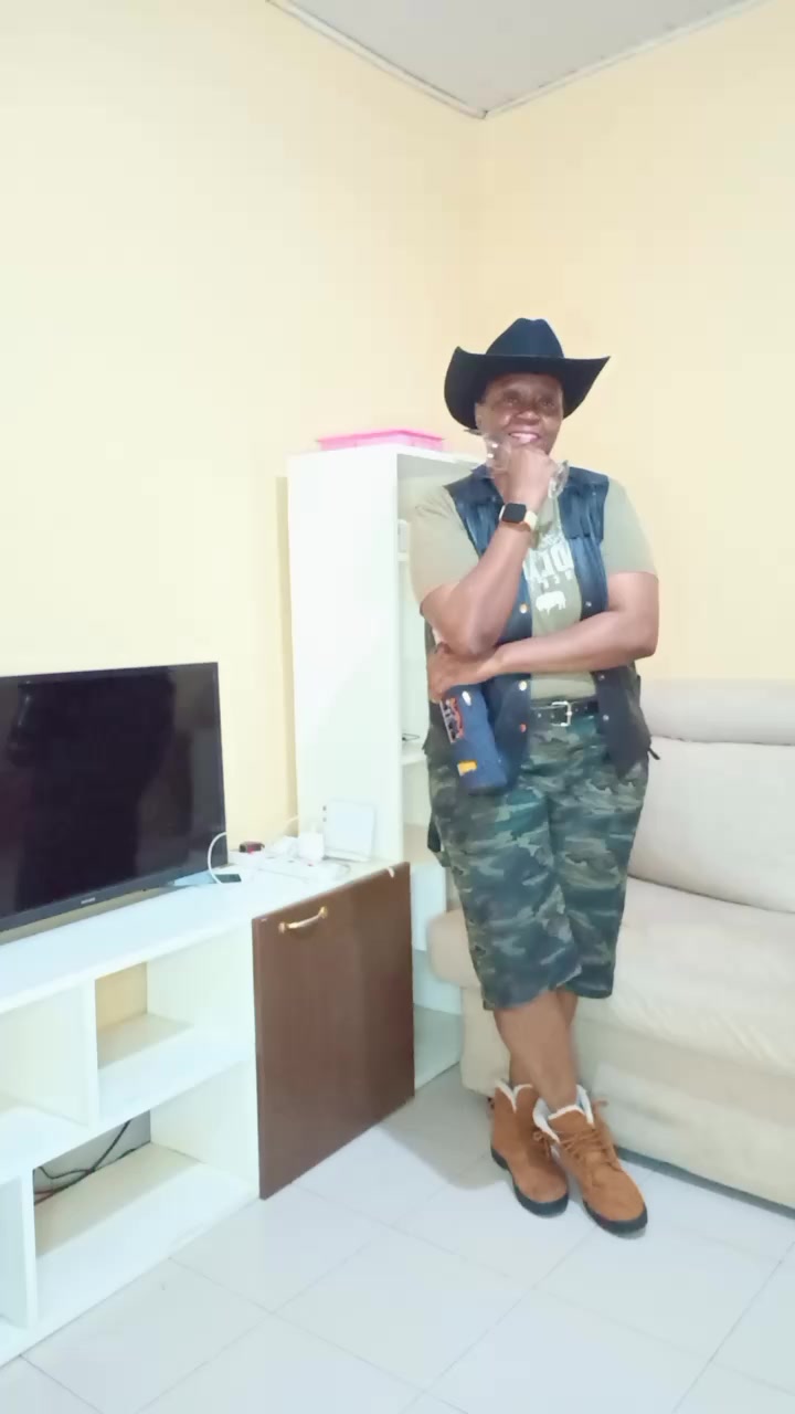 @Dancing cowgal 001