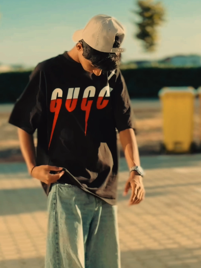@𝑲𝒂𝒖𝒔𝒉𝒛 🦢ᥫ᭡.