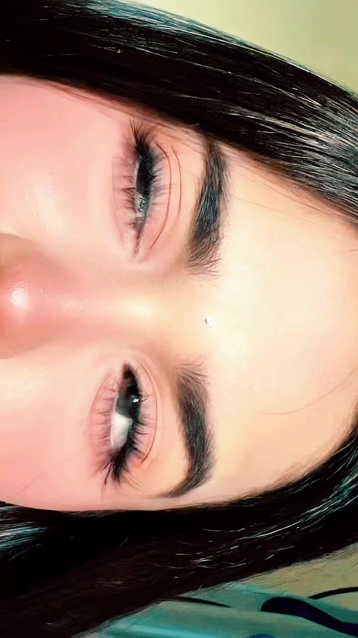 @Anika