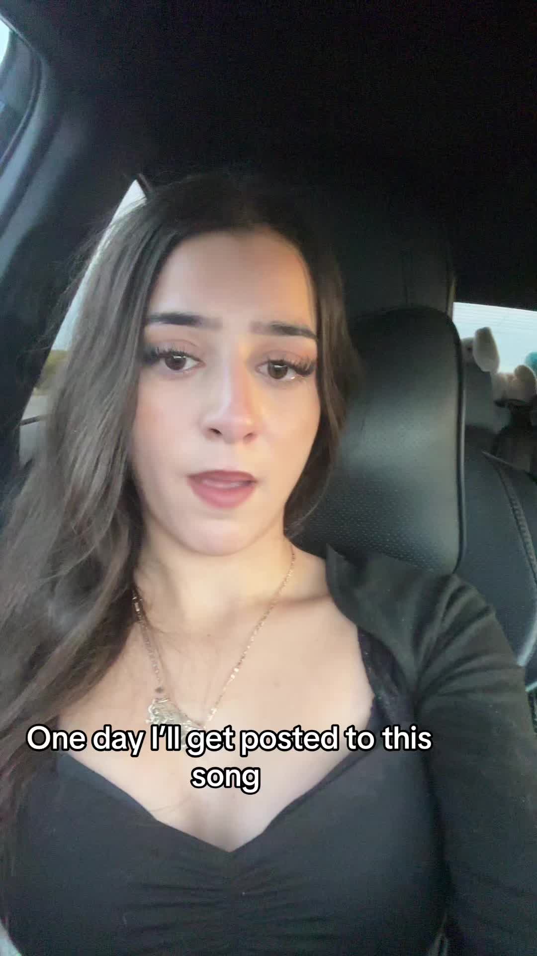 @anahi