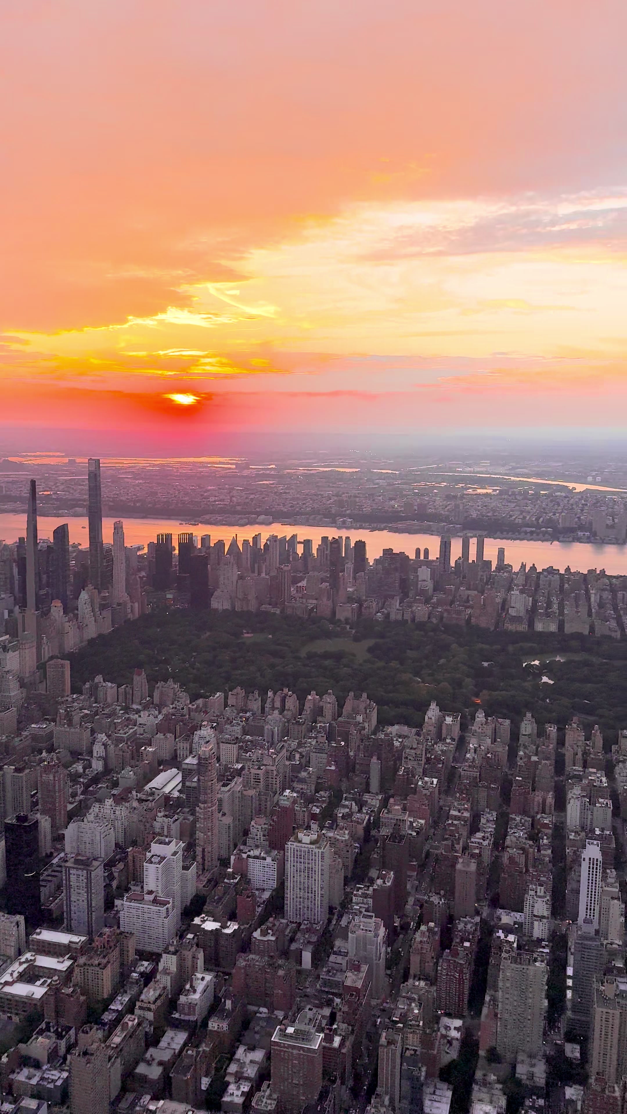 @FlyNYON