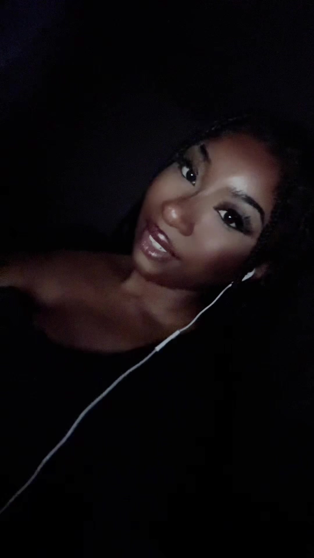 @Mylahluhv