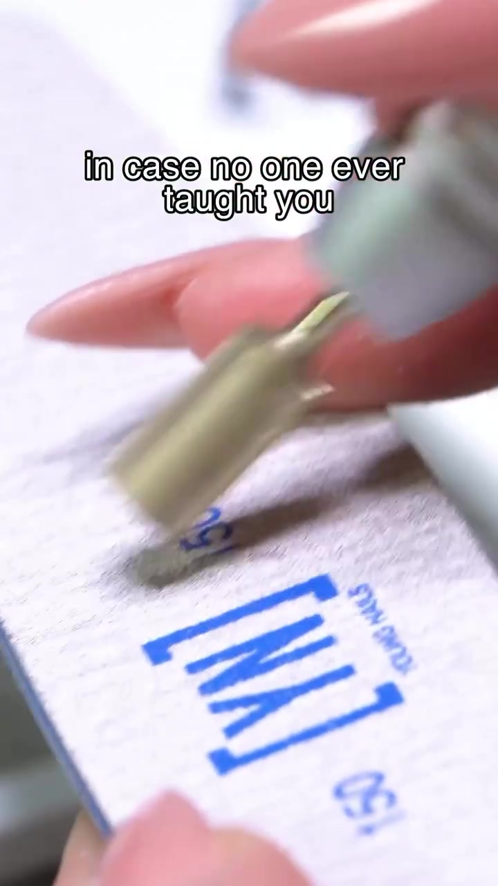 @Young Nails