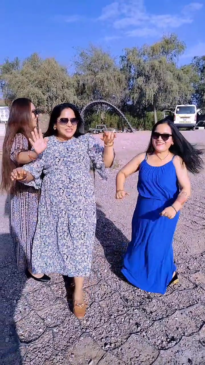 @santoshi🦋🦋