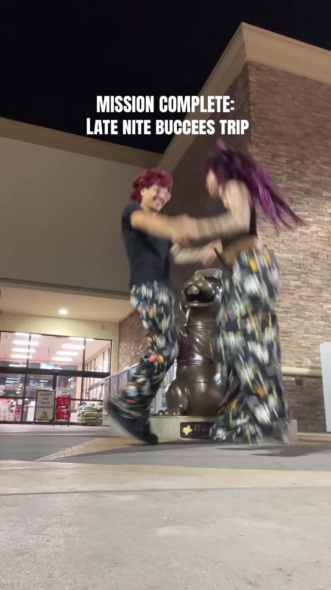 @2tennyuni