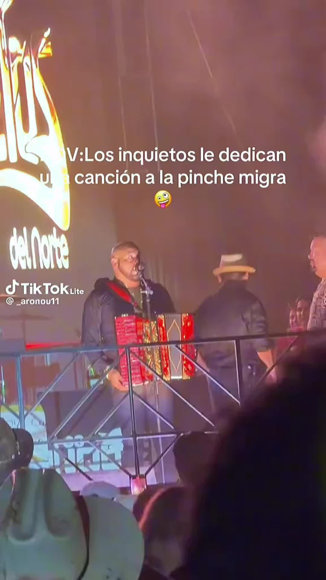 @Roberto