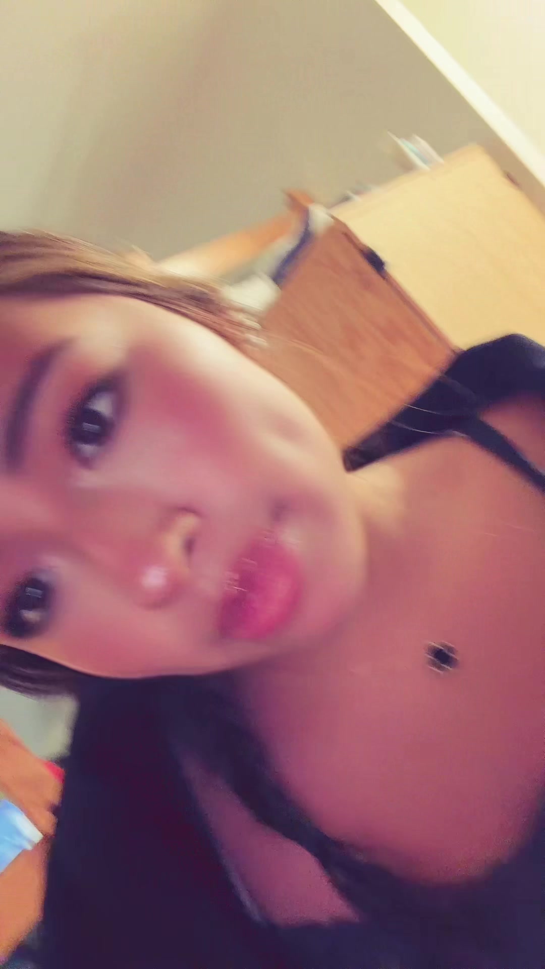 @Camila