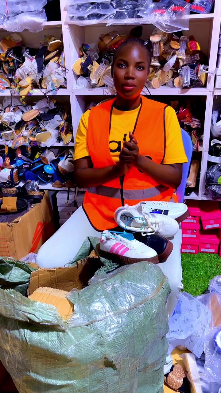 @vee wholesaler