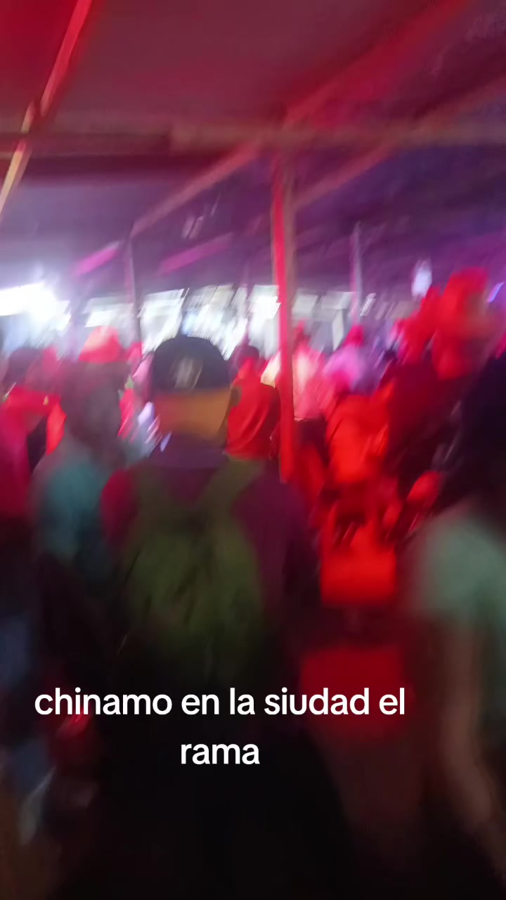 @giobaniaespinoza