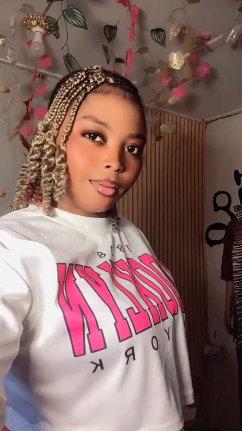 @Kemisola