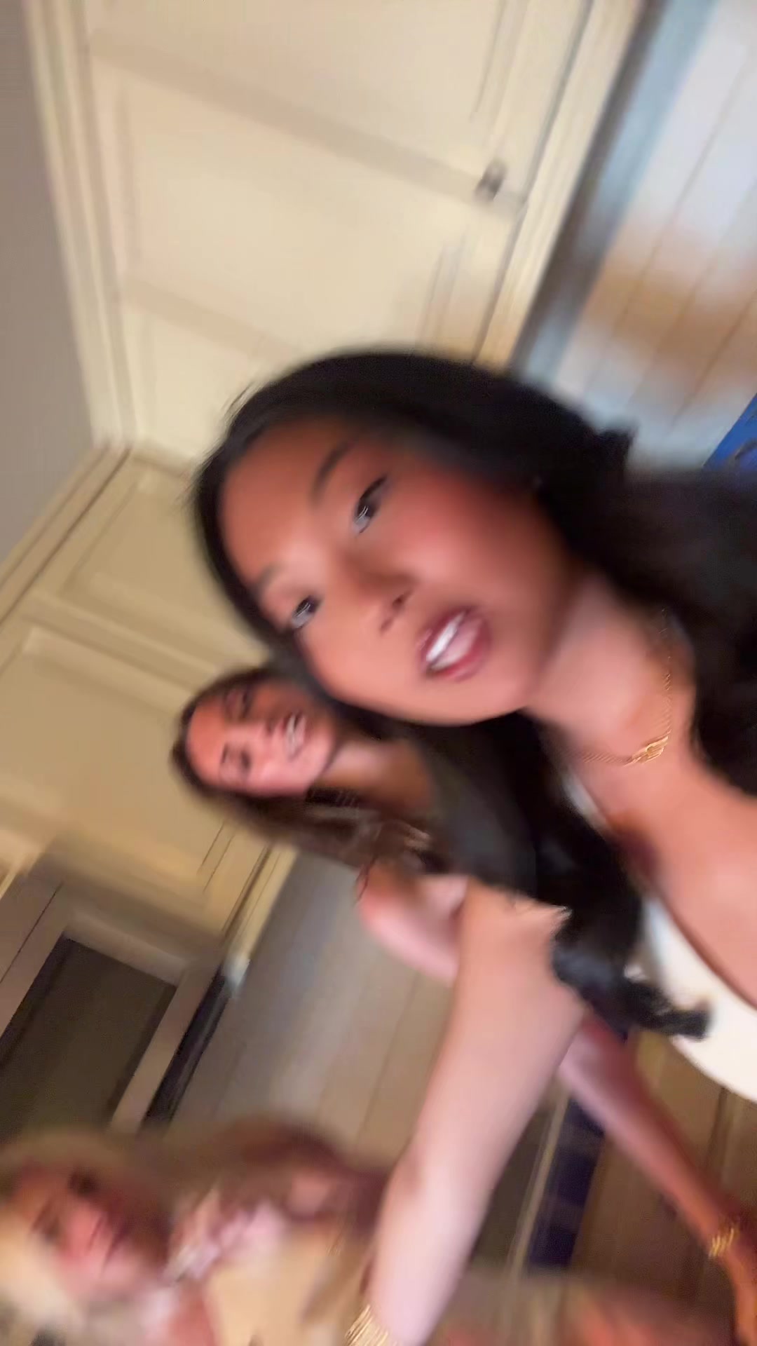 @Gray