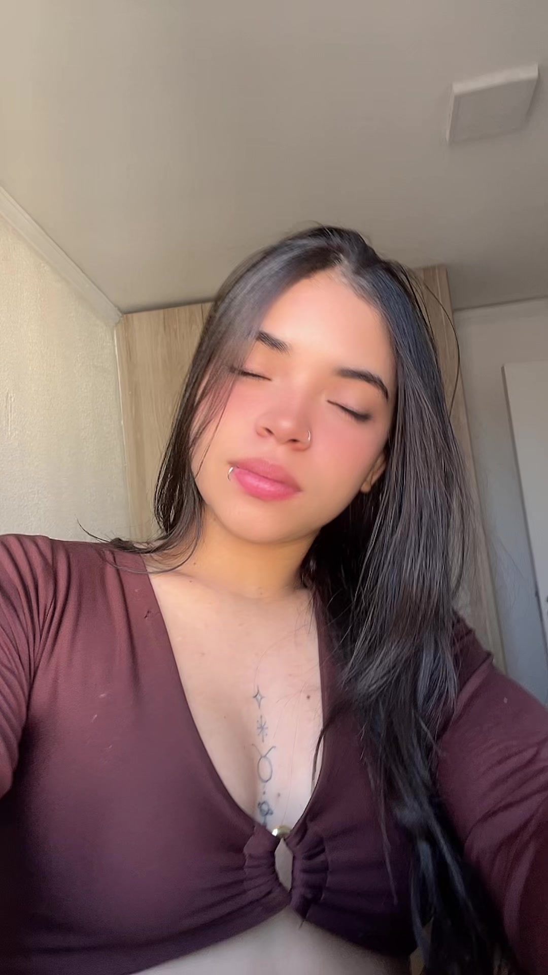 @Jamilly_t