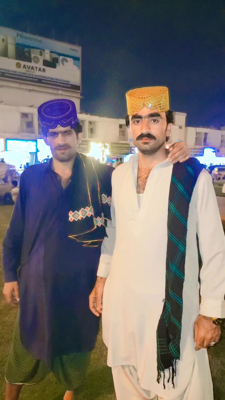 @🇦🇪✈️🇵🇰کنگ بوس سرور جکرانی